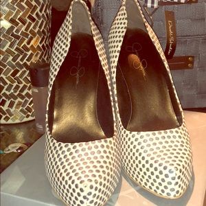 Jessica’s Simpson pumps